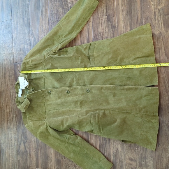 100% Leather Coat - Picture 10 of 12